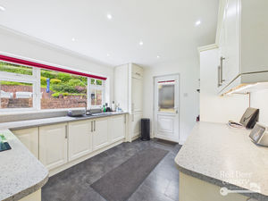 Kitchen- click for photo gallery
